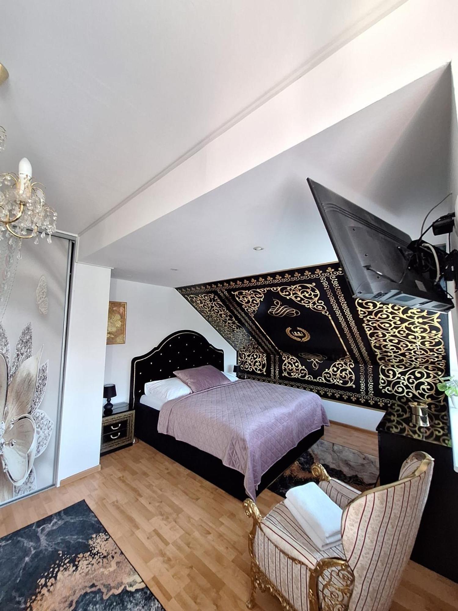 Meduza Wellness Spa S Ubytovanim Hlohovec Exteriör bild